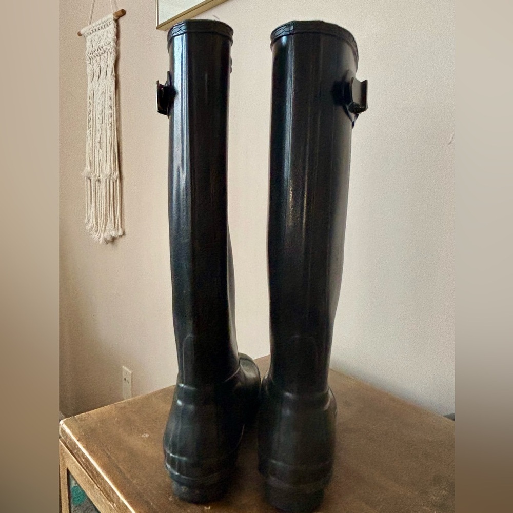 Hunter Classic Black Tall Boots - Picture 3 of 9